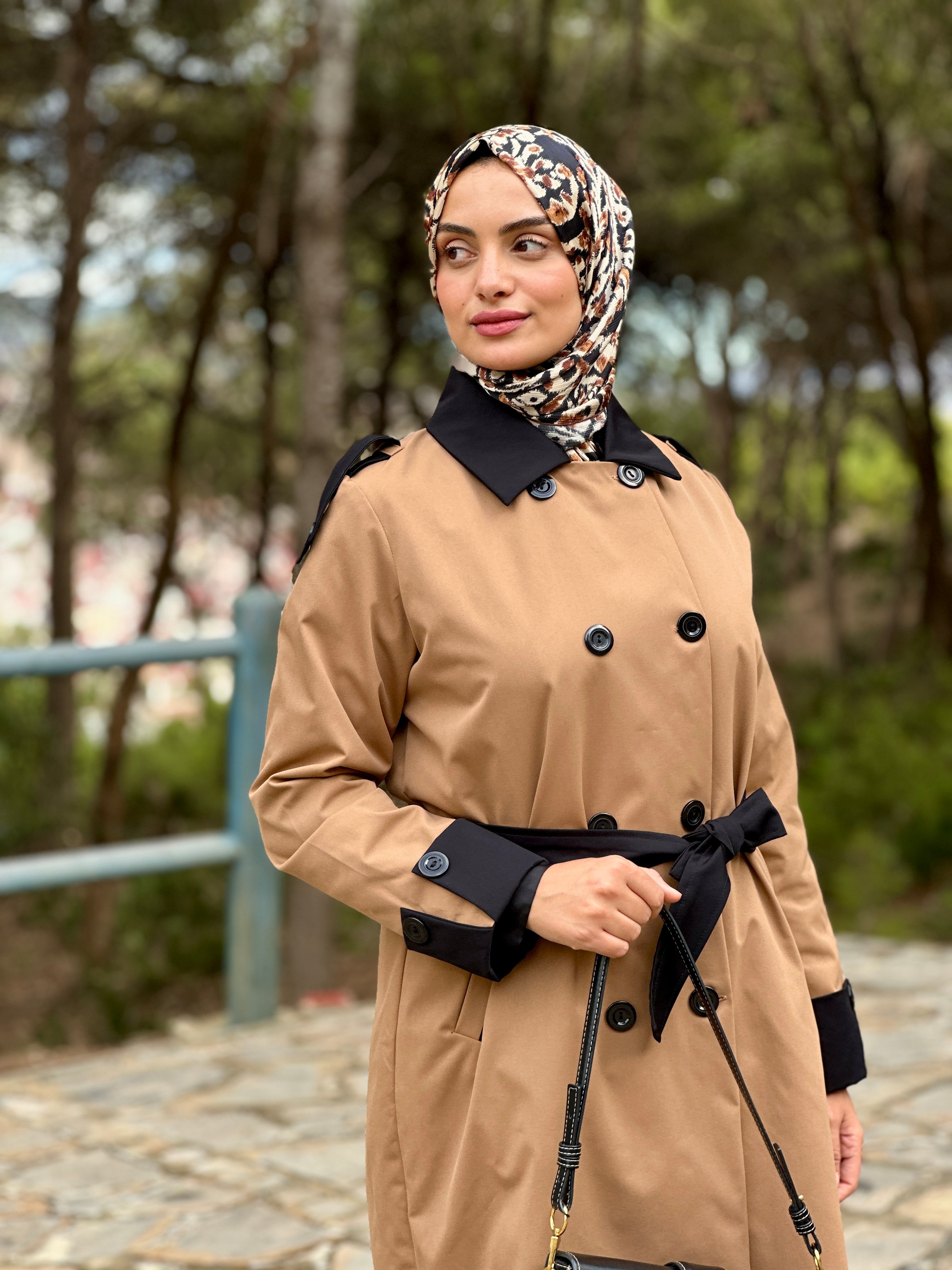 Gabardine camel et noir