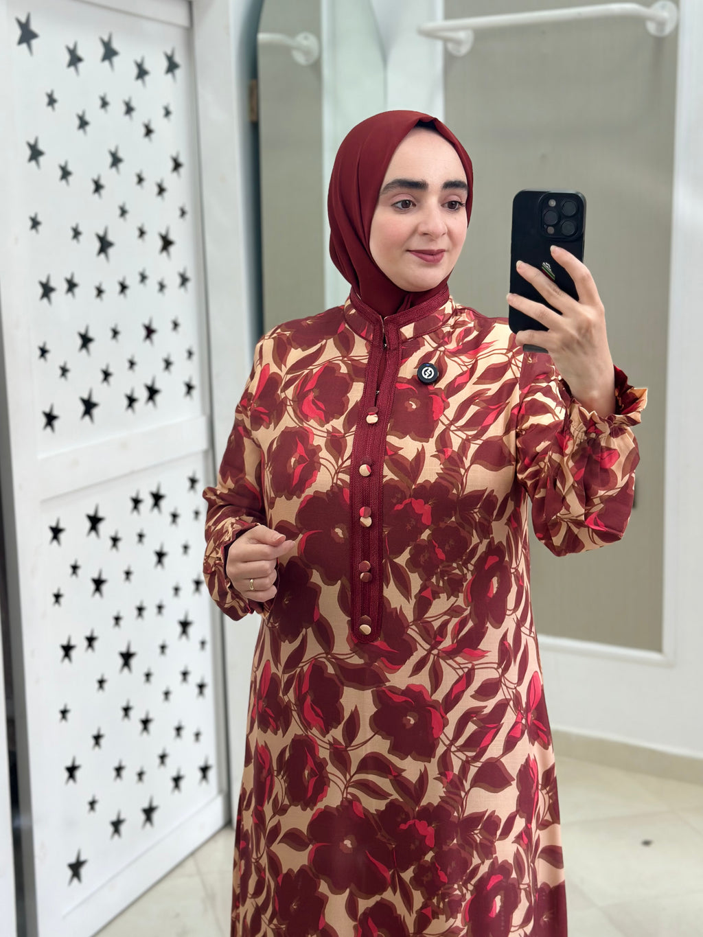 فستان بلمسة تقليدية(