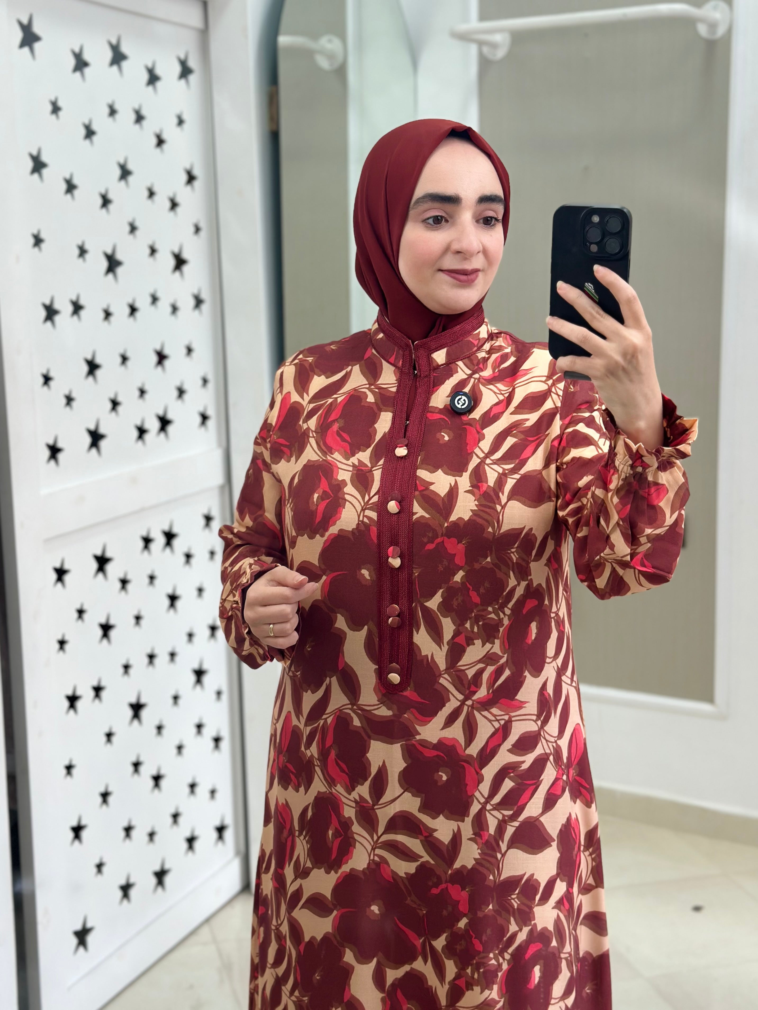 فستان بلمسة تقليدية(