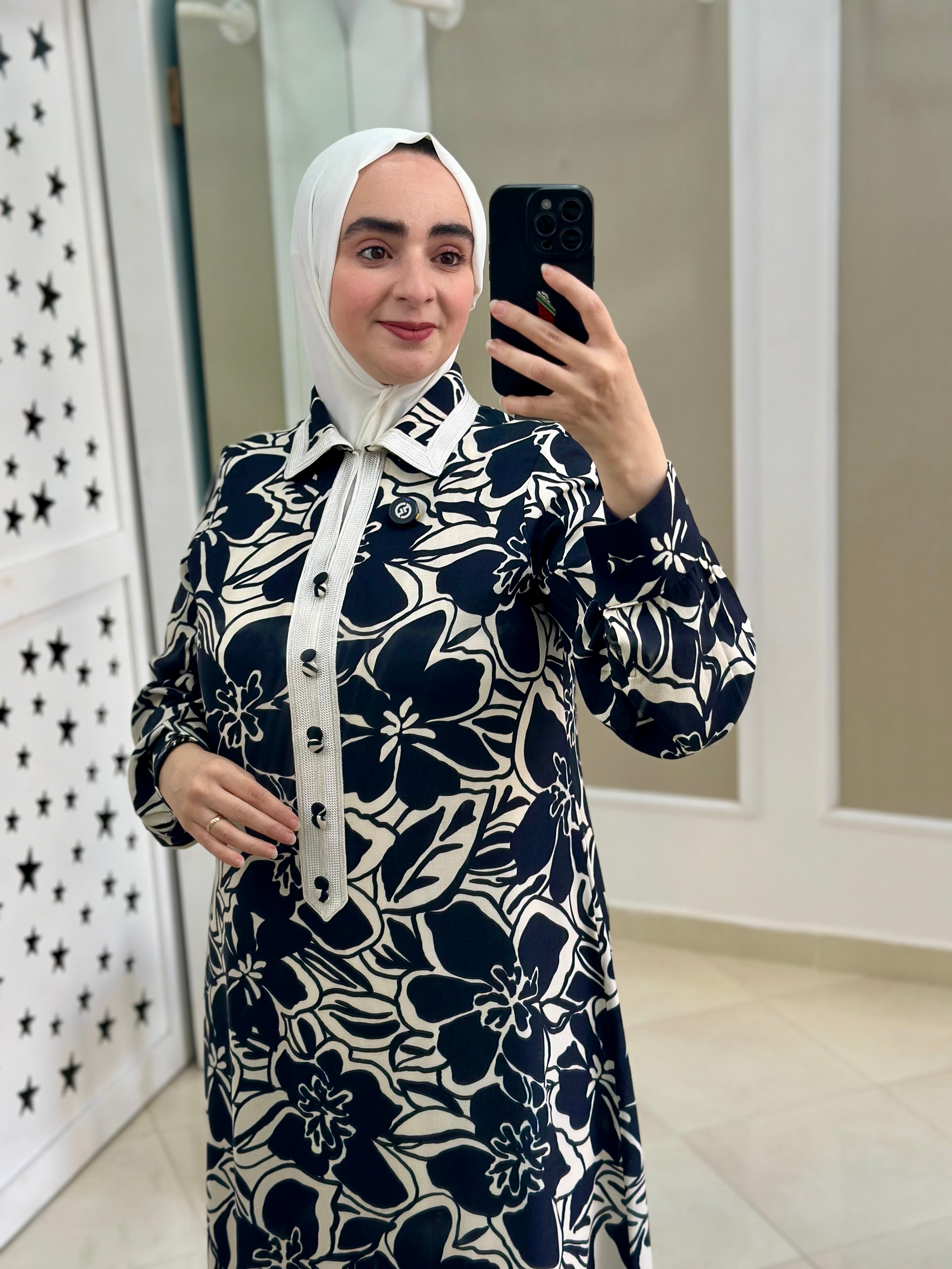 فستان بلمسة تقليدية