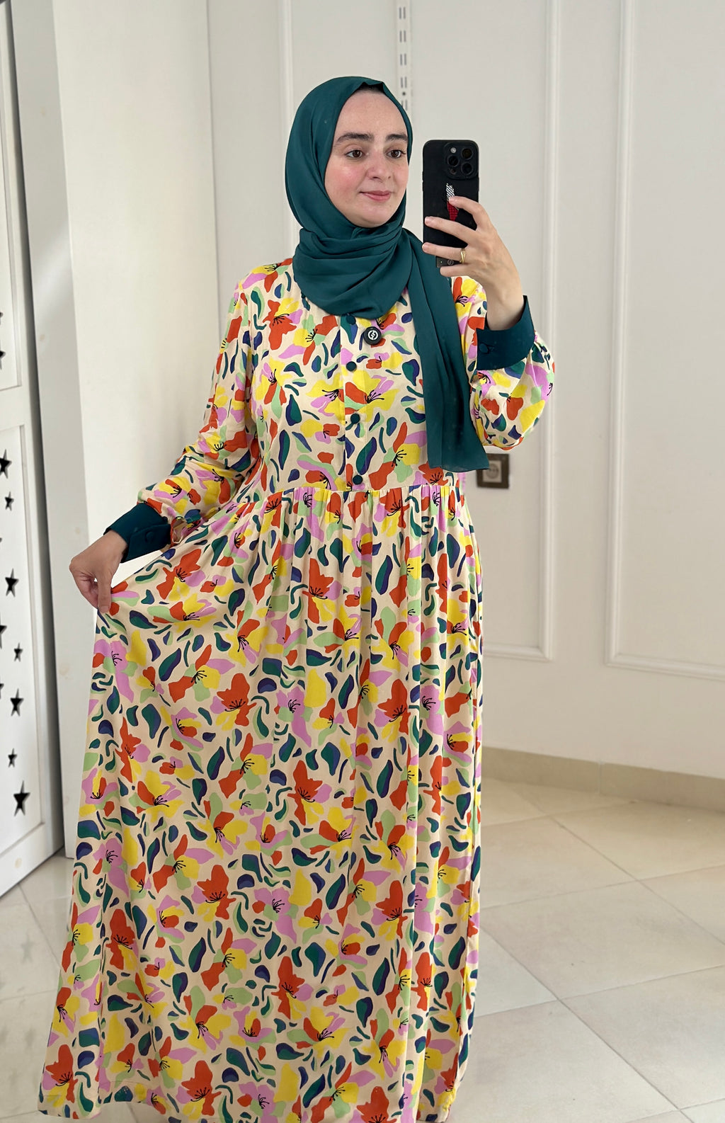 فستان جميلة