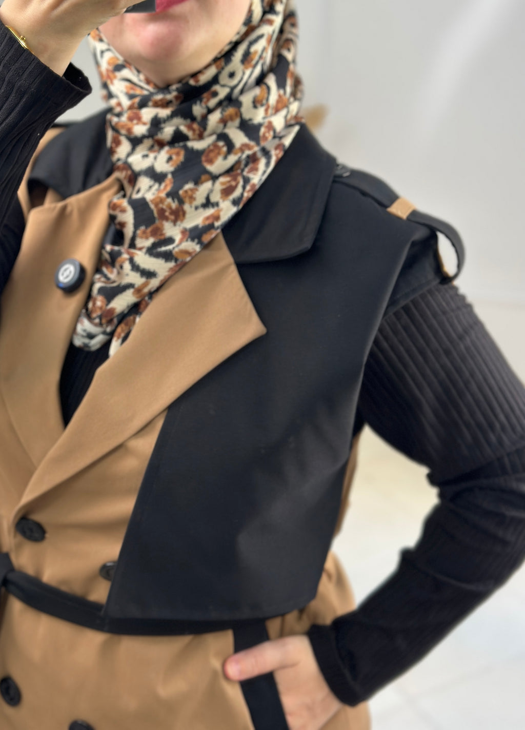 Trench gilet camel