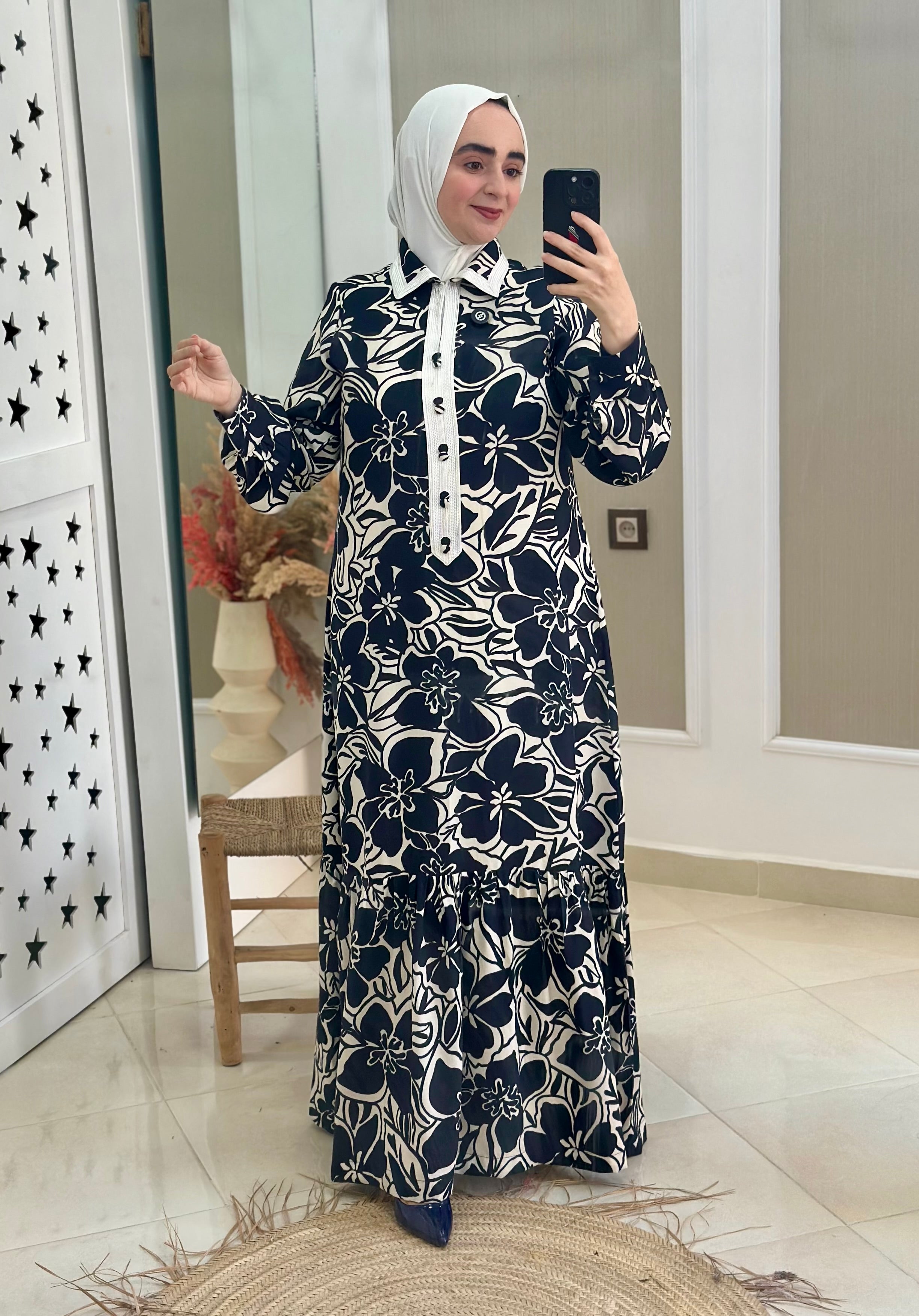 فستان بلمسة تقليدية